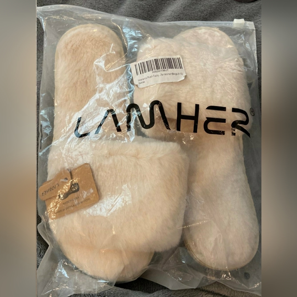 Lamher Fuzzy Slippers